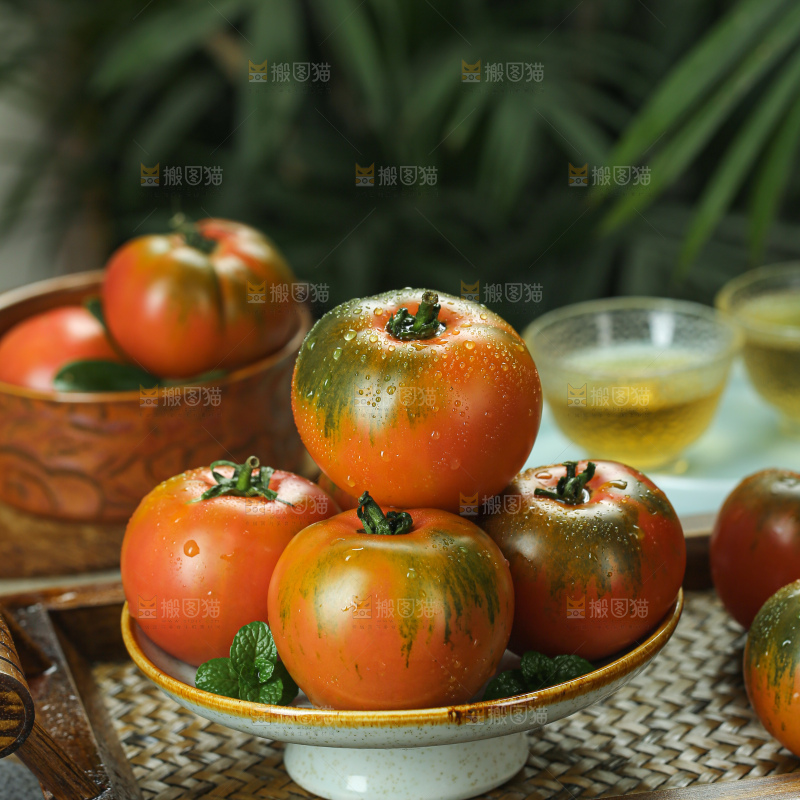 铁皮草莓柿子