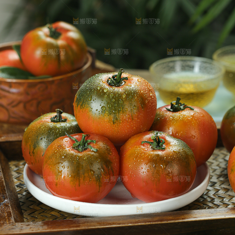 铁皮草莓柿子