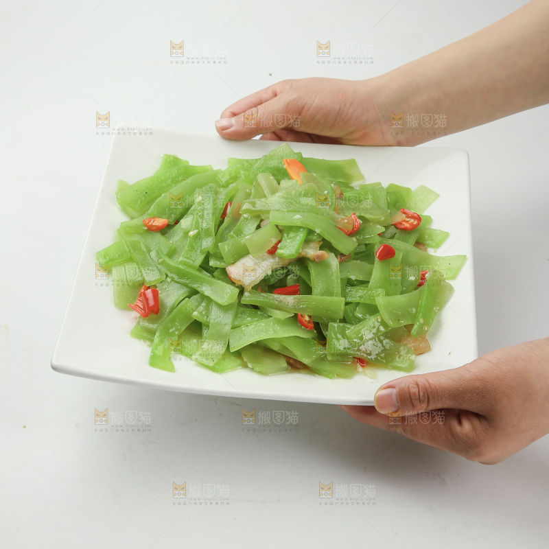 砂锅腊香青笋