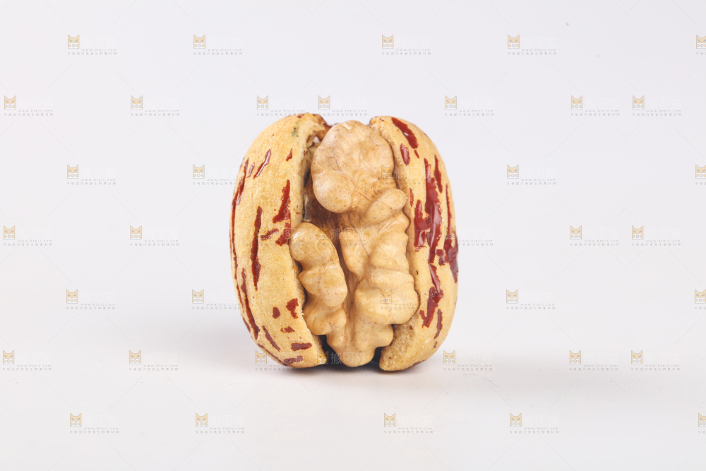 去皮枣夹核桃