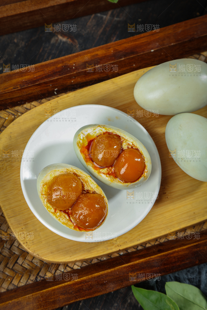 双黄咸鸭蛋