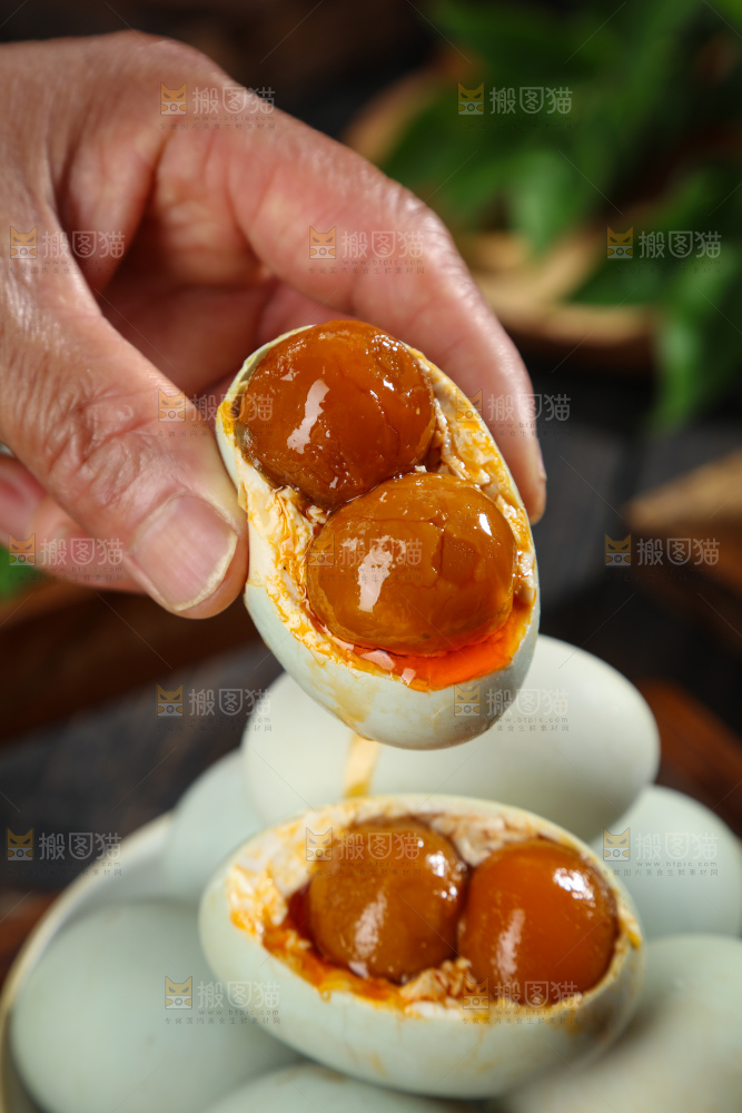 双黄咸鸭蛋