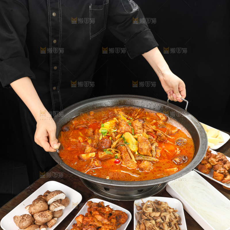 小鸡炖蘑菇