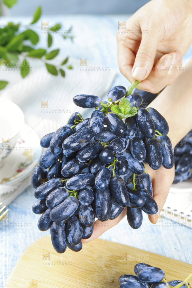 蓝宝石葡萄