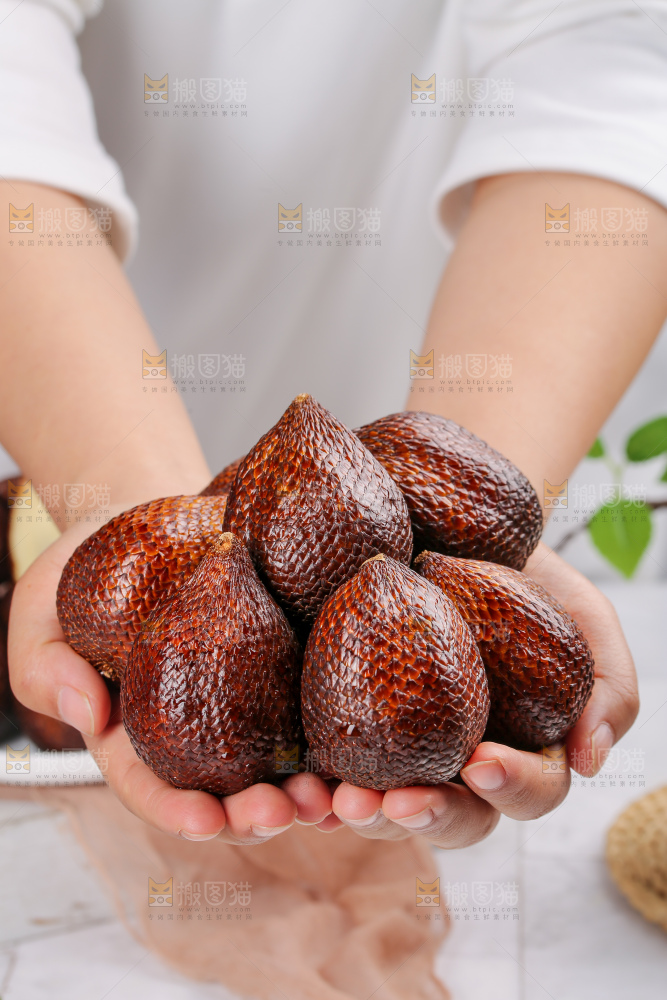 蛇皮果