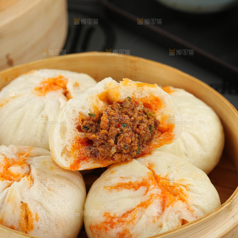 红油牛肉包