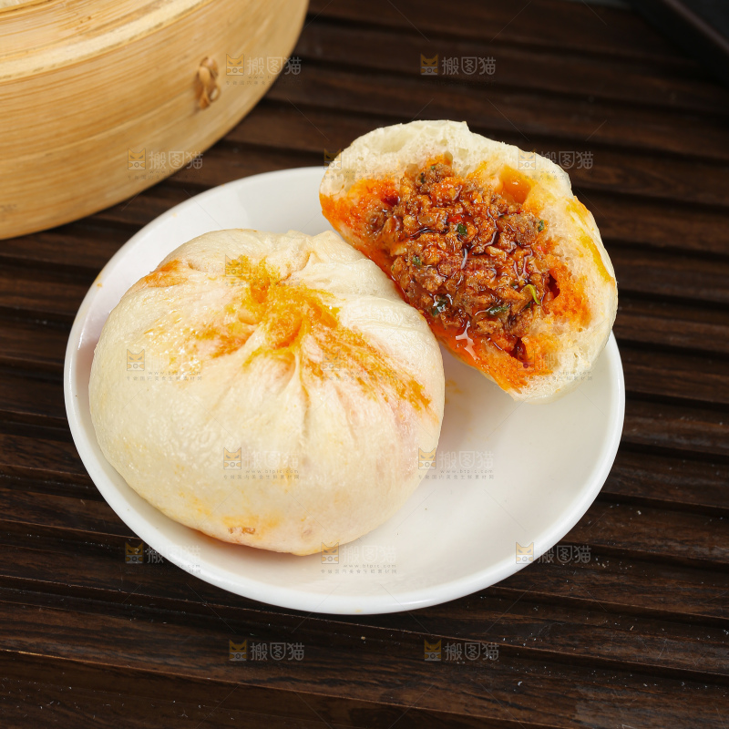 红油牛肉包