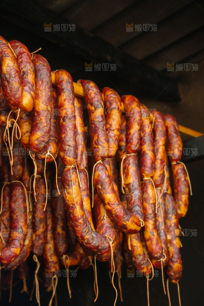 烟熏腊肠