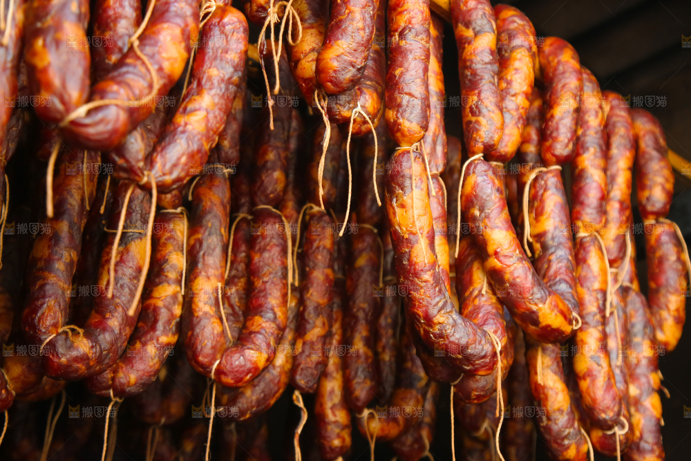 烟熏腊肠