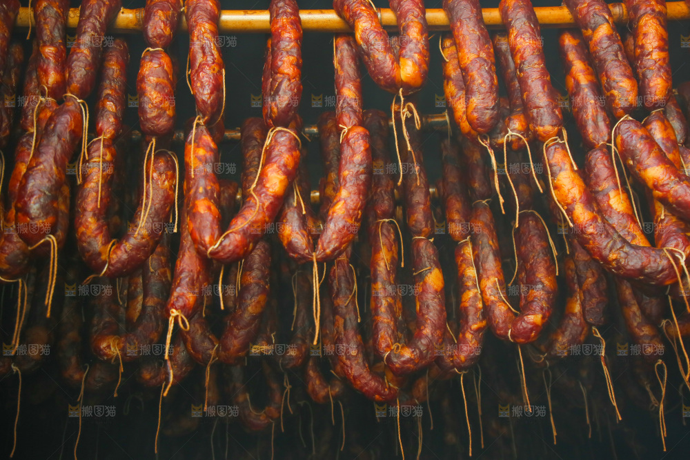 烟熏腊肠