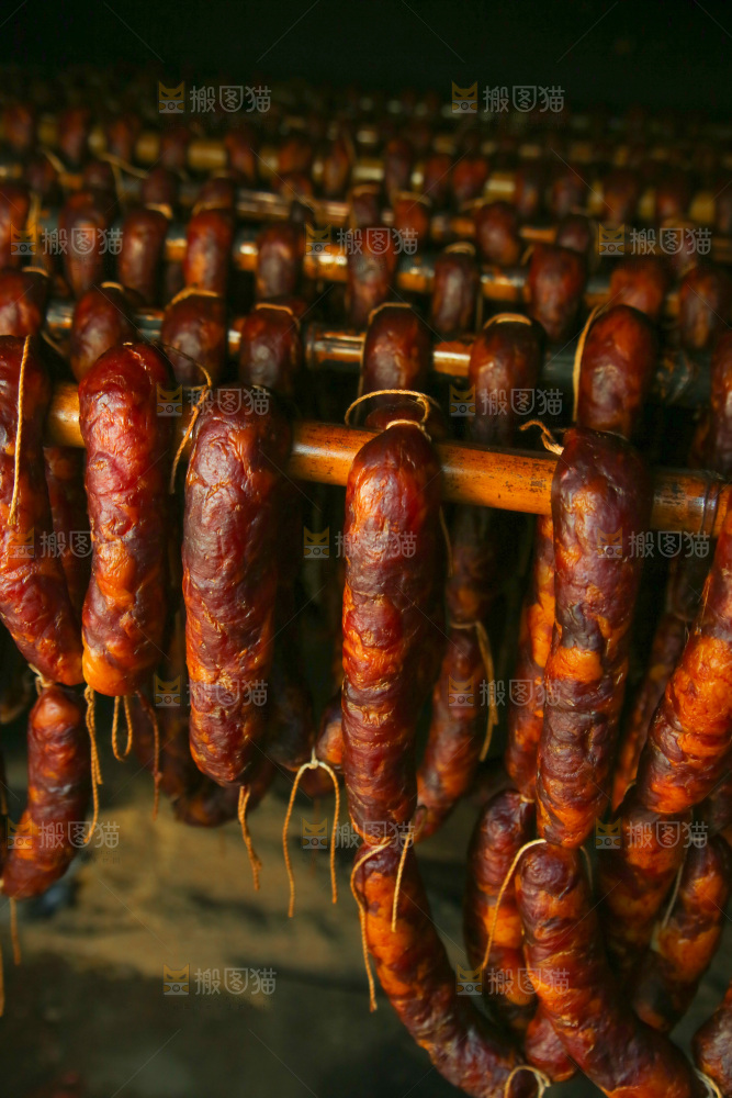 烟熏腊肠