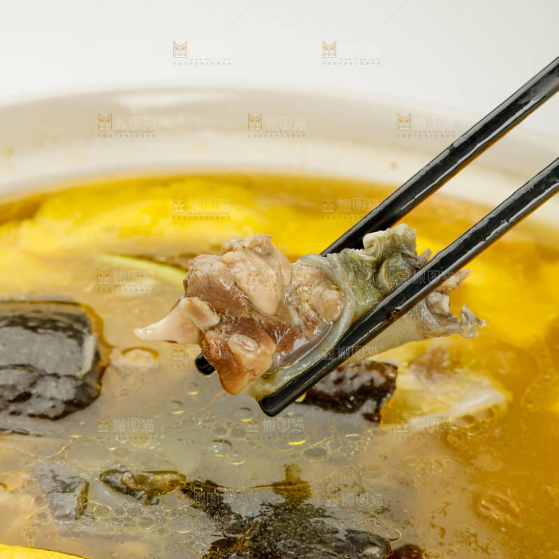 甲鱼蛋饺汤