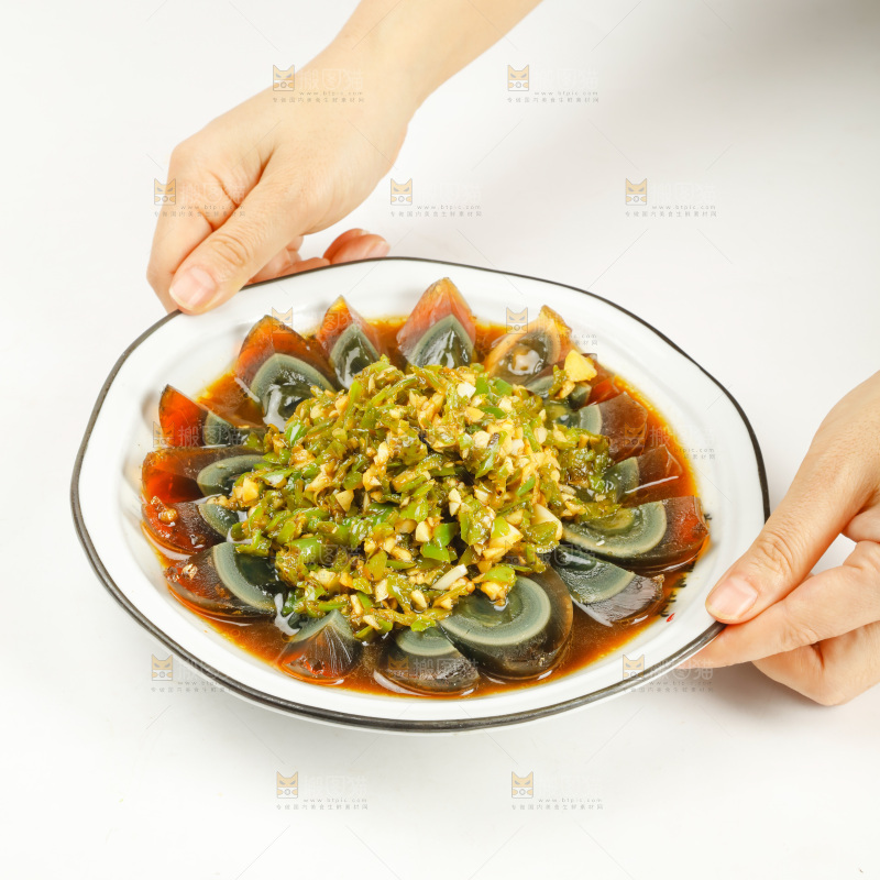 烧椒皮蛋