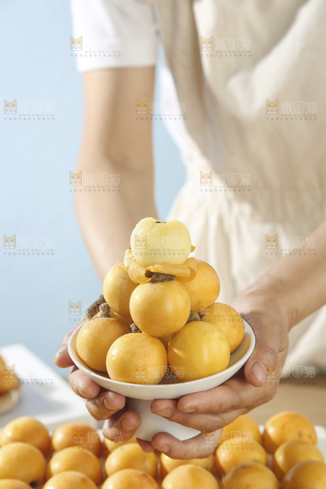 白玉枇杷